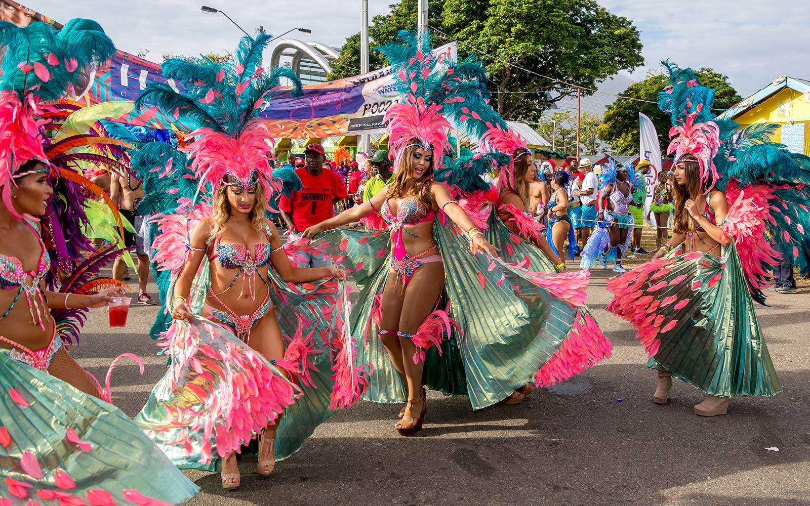 Where Should You Go for a Caribbean Carnival- Trinidad or Martinique?