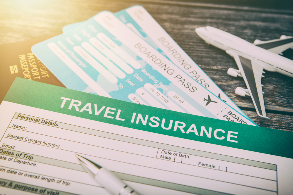 Importance of choosing travel insurance when booking a flight ticket online
