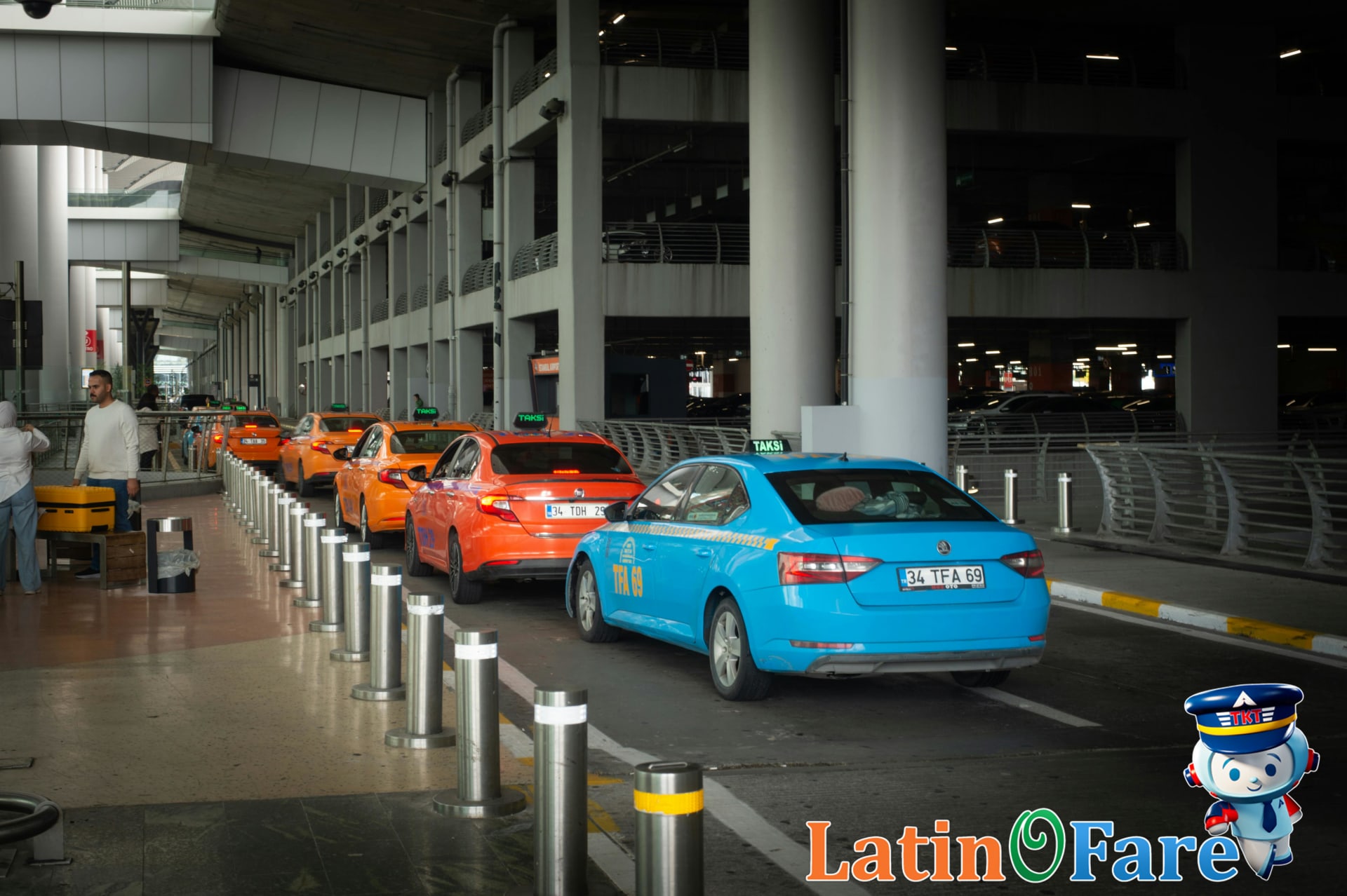 Rideshare vs Taxi: Which Is Cheaper from the Airport?