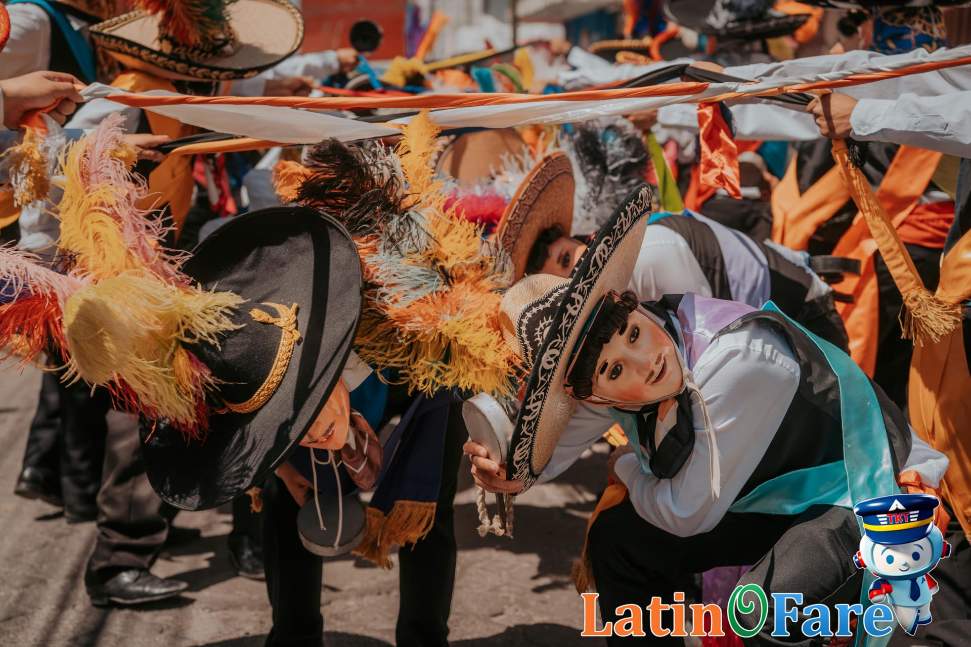 Mexico Etiquette: Cultural Do's and Don'ts for Respectful Travel