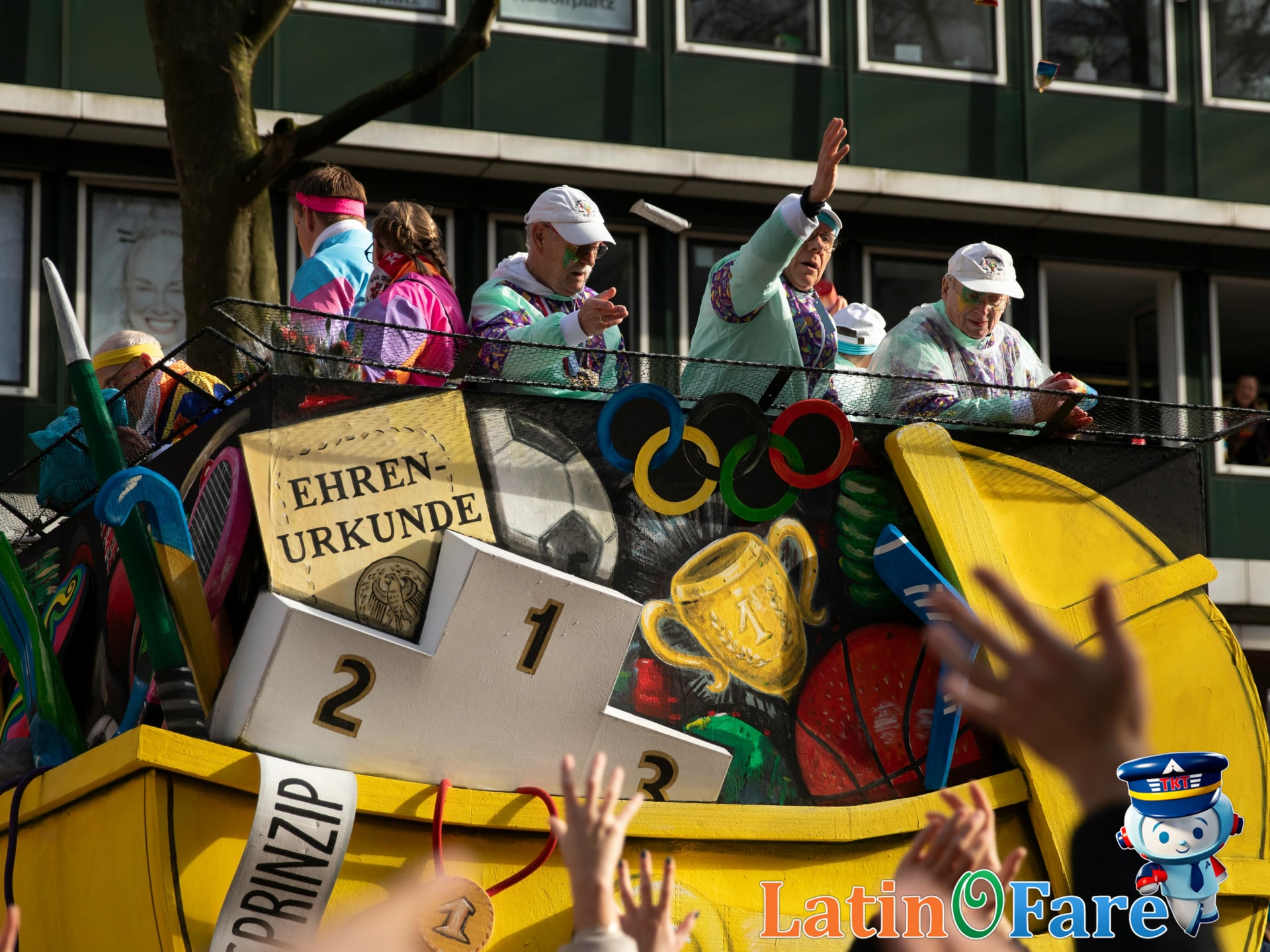 Mardi Gras in New Orleans: Parade Routes, King Cake, and More