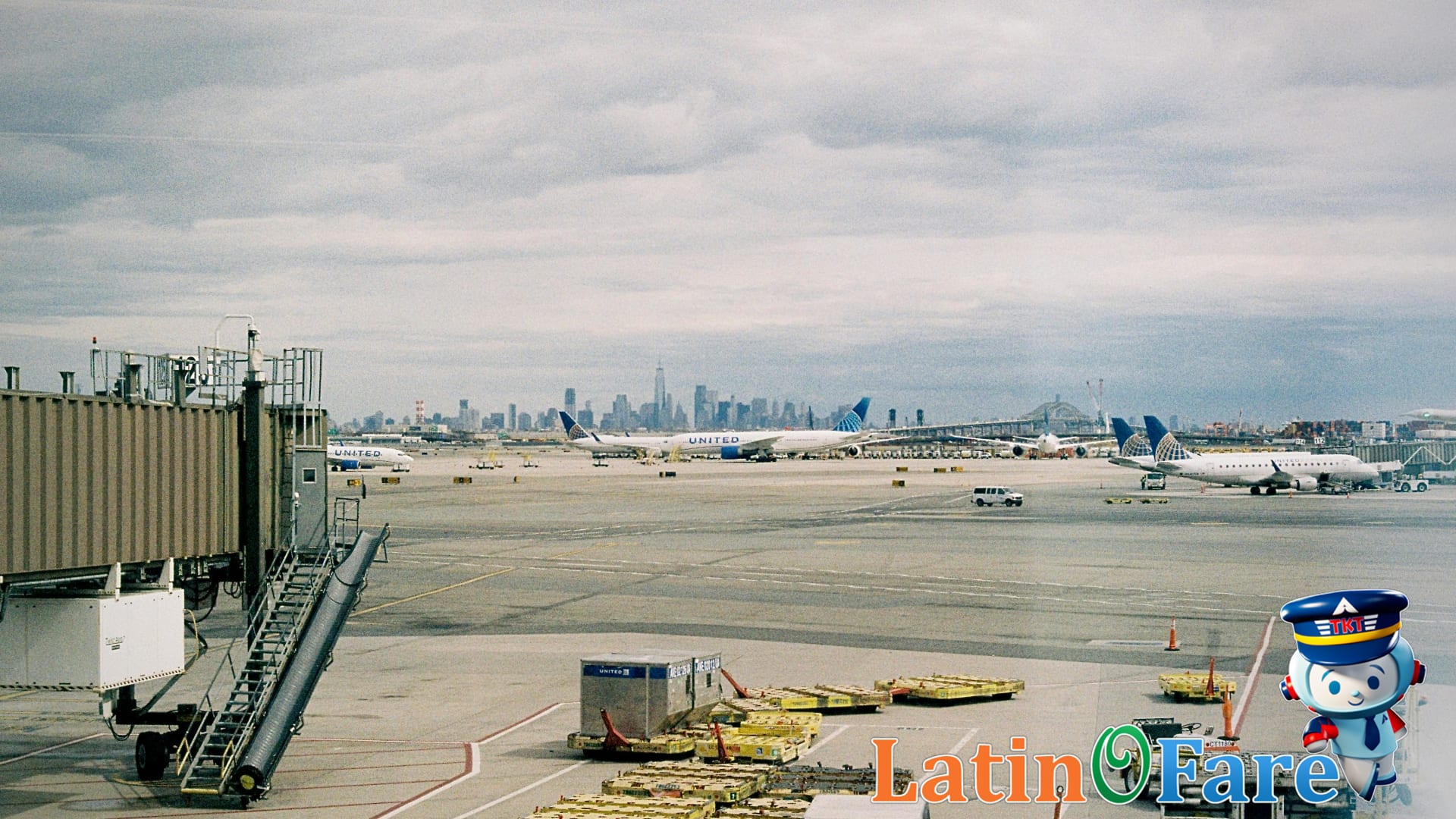 Airport Hotel vs Downtown Hotel: Which Location Wins for Your Trip?